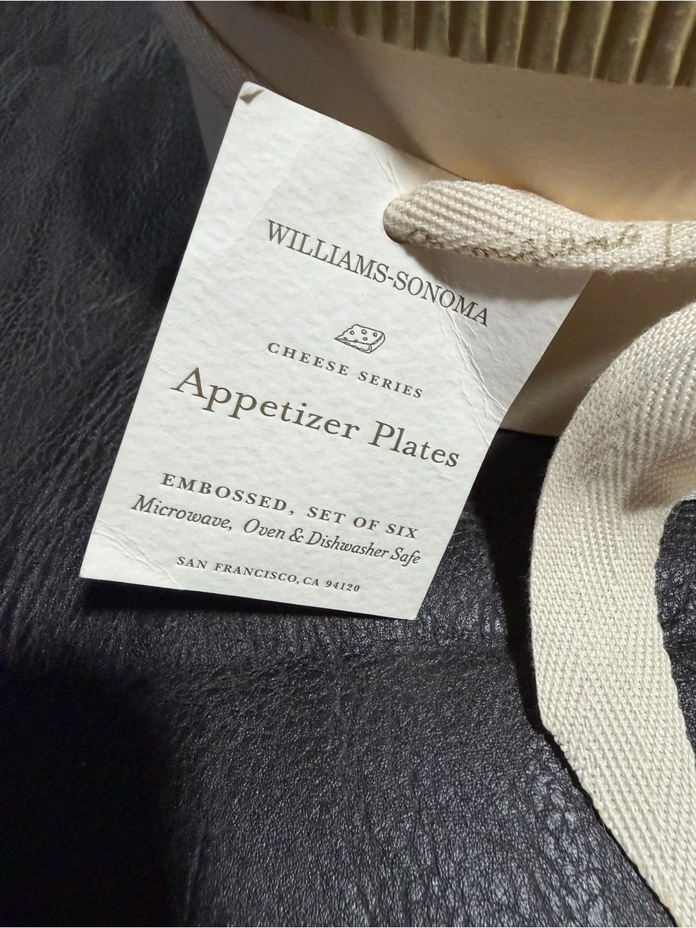 Williams Sonoma Cream Appetizer Plates Gift Box with six plates.